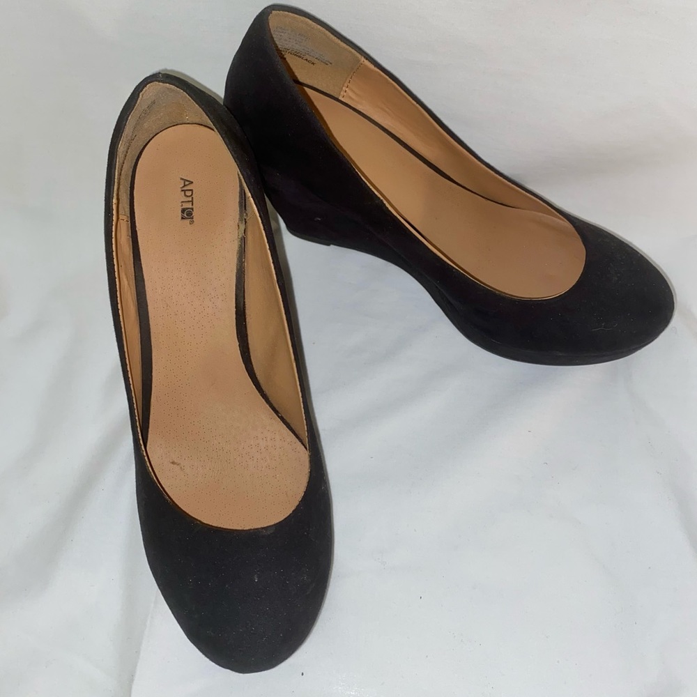 Apt 9 Black Suede Wedges - Picture 1 of 4